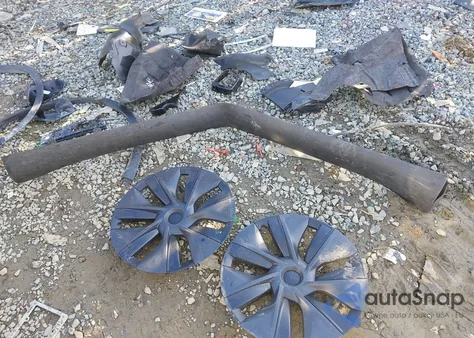 2025 Tesla Model Y Long Range Dual Motor All-Wheel Drive из США, поврежденный, VIN 7SAYGDEE5SA361917